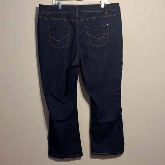 DC Jeans size 22 Slightly Curvy Bootcut Jeans - Picture 12 of 13